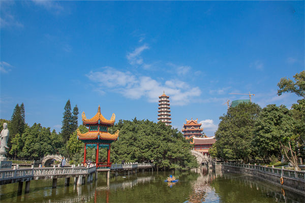福州人力資源咨詢公司如何優(yōu)化企業(yè)人才結(jié)構(gòu)？
