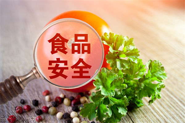 老板直播吃自家黃燜雞：想證明清白，品牌營(yíng)銷(xiāo)怎么看？