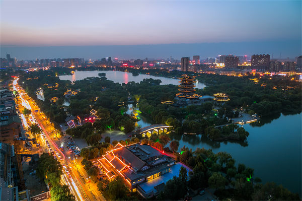 戰(zhàn)略規(guī)劃總落空？濟(jì)南戰(zhàn)略咨詢公司如何讓目標(biāo)落地有跡可循？